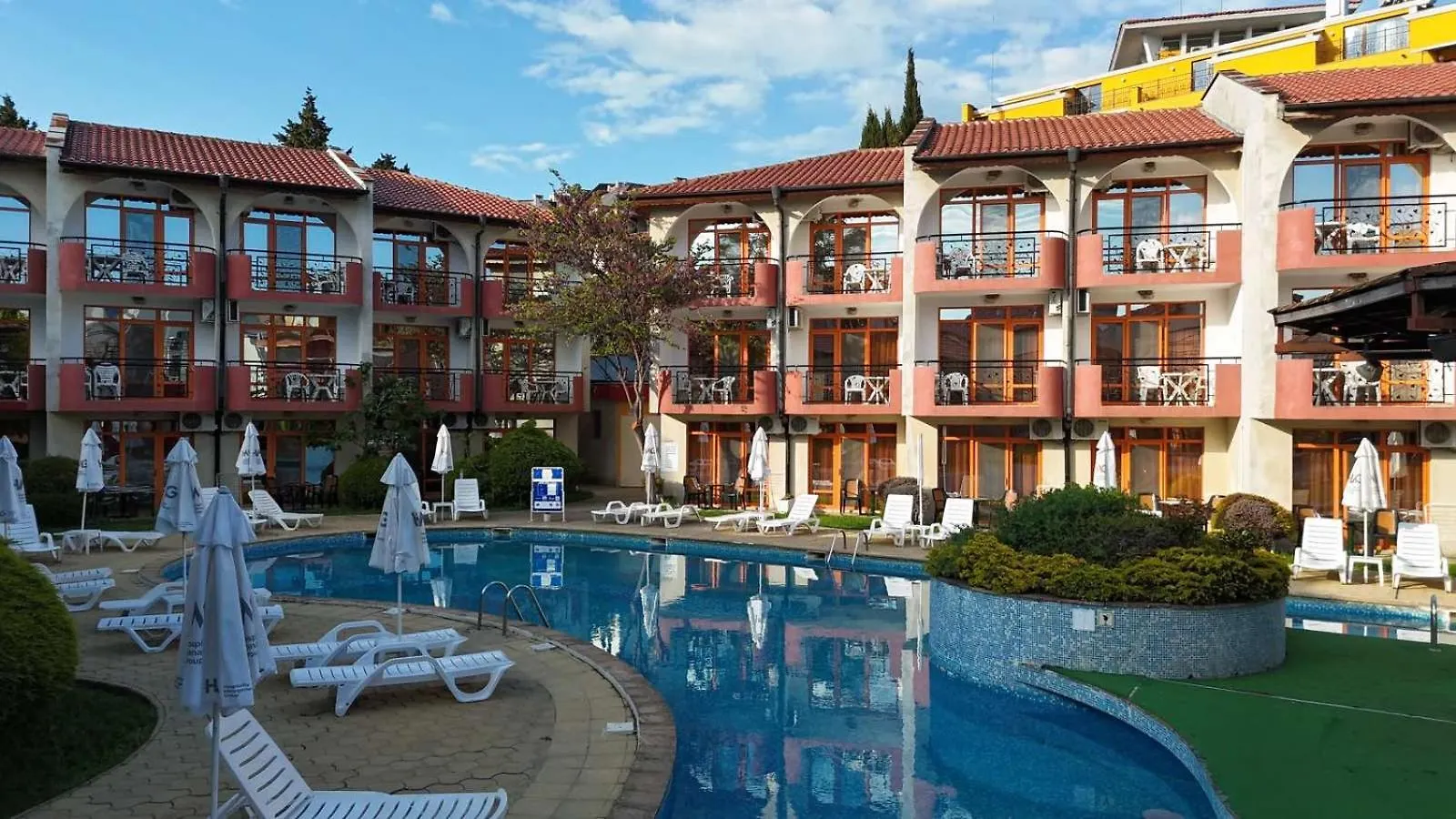 Complex Sunrise By Hmg Hotel Sunny Beach